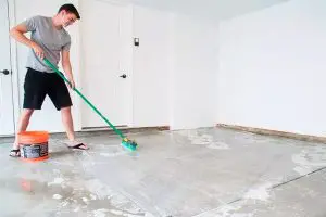 Clean-garage-floor